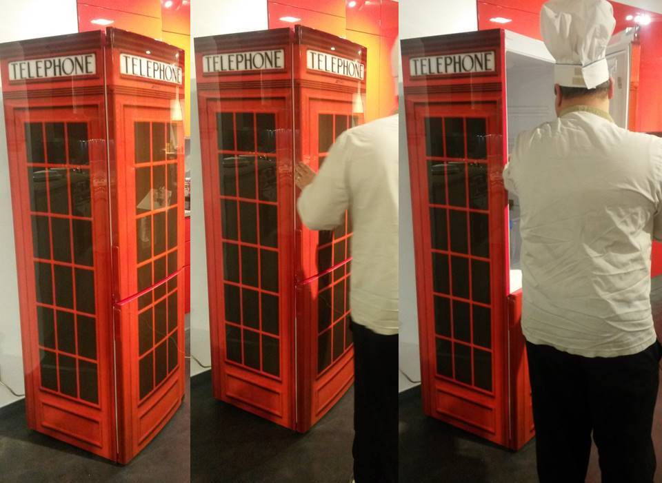 Frigorifero personalizzato Cabina telefonica inglese